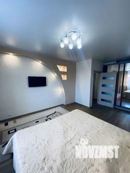 1-к квартира, посуточно, 42м2, 3/20 этаж