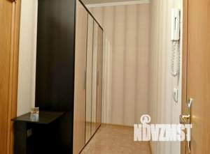 1-к квартира, посуточно, 40м2, 7/17 этаж