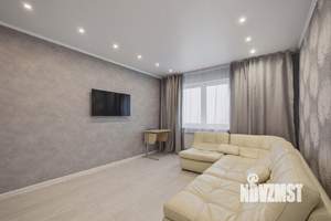 2-к квартира, посуточно, 50м2, 1/1 этаж