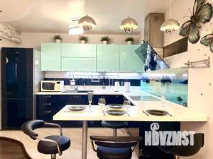 2-к квартира, посуточно, 65м2, 14/17 этаж