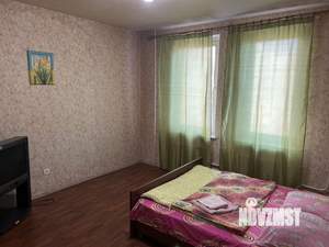 1-к квартира, посуточно, 42м2, 8/17 этаж