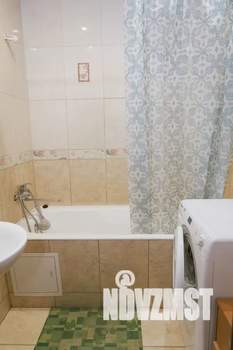 1-к квартира, посуточно, 40м2, 9/15 этаж