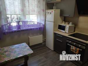 1-к квартира, посуточно, 40м2, 8/14 этаж