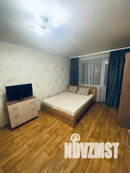1-к квартира, посуточно, 38м2, 2/9 этаж