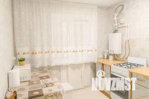 1-к квартира, посуточно, 32м2, 3/4 этаж