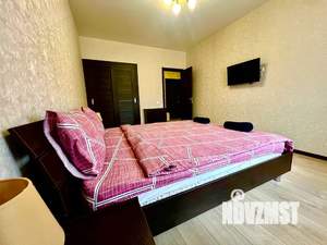 1-к квартира, посуточно, 40м2, 2/15 этаж