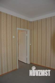 3-к квартира, вторичка, 57м2, 2/2 этаж