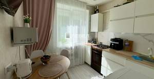 2-к квартира, вторичка, 42м2, 1/5 этаж