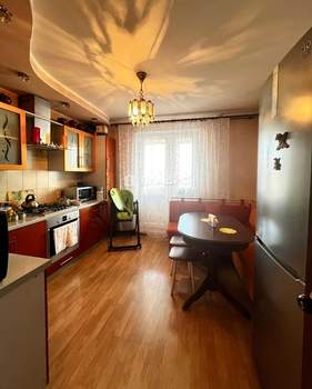 2-к квартира, вторичка, 63м2, 9/10 этаж