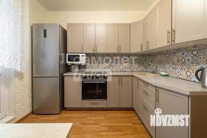 2-к квартира, вторичка, 63м2, 11/23 этаж