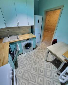 2-к квартира, вторичка, 40м2, 1/5 этаж