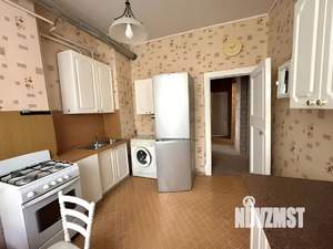 2-к квартира, вторичка, 64м2, 3/3 этаж