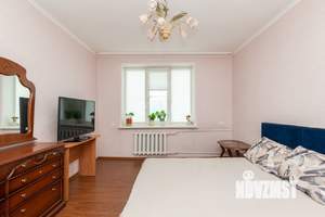 4-к квартира, вторичка, 102м2, 2/4 этаж