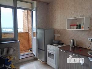 2-к квартира, вторичка, 57м2, 9/18 этаж
