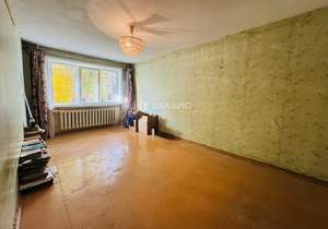 2-к квартира, вторичка, 44м2, 1/5 этаж