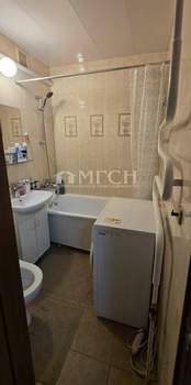 2-к квартира, вторичка, 42м2, 2/5 этаж