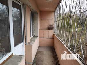 2-к квартира, вторичка, 50м2, 1/9 этаж