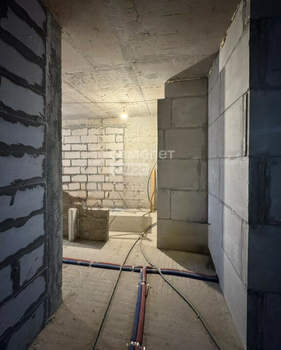 2-к квартира, вторичка, 61м2, 8/8 этаж