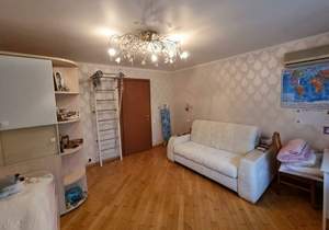 2-к квартира, вторичка, 56м2, 1/9 этаж