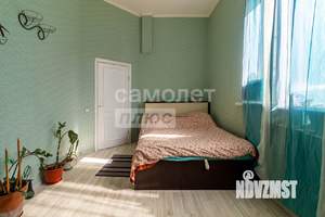 4-к квартира, вторичка, 142м2, 1/3 этаж