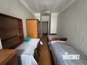 3-к квартира, вторичка, 57м2, 1/4 этаж