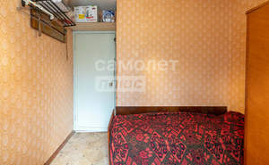 4-к квартира, вторичка, 58м2, 1/5 этаж