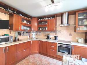 3-к квартира, вторичка, 72м2, 4/10 этаж
