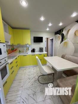 2-к квартира, вторичка, 63м2, 13/17 этаж