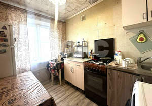 3-к квартира, вторичка, 60м2, 8/8 этаж