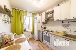 3-к квартира, вторичка, 51м2, 8/9 этаж