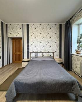 2-к квартира, вторичка, 63м2, 1/2 этаж