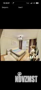 2-к квартира, вторичка, 63м2, 9/17 этаж