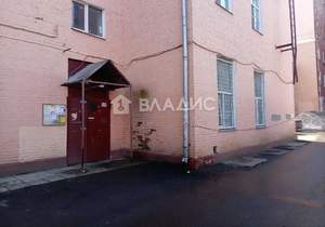 3-к квартира, вторичка, 70м2, 2/5 этаж