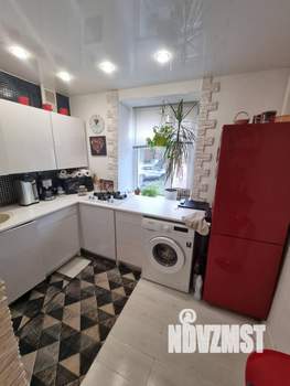 3-к квартира, вторичка, 56м2, 1/9 этаж