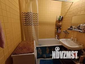 2-к квартира, вторичка, 63м2, 2/10 этаж