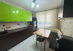 3-к квартира, вторичка, 70м2, 8/14 этаж