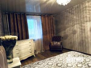 2-к квартира, вторичка, 74м2, 2/19 этаж