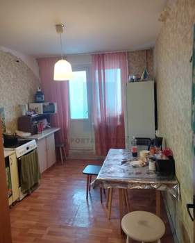 4-к квартира, вторичка, 100м2, 8/14 этаж