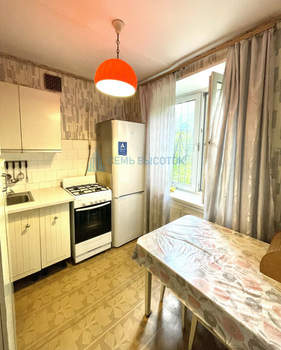 2-к квартира, вторичка, 40м2, 1/5 этаж