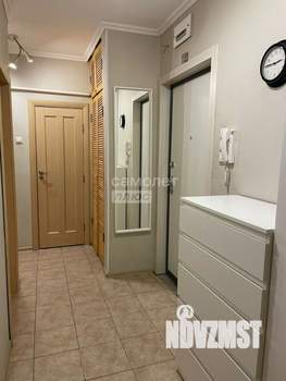 2-к квартира, вторичка, 53м2, 1/9 этаж