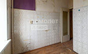 3-к квартира, вторичка, 50м2, 9/9 этаж