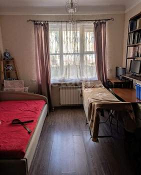 3-к квартира, вторичка, 73м2, 1/4 этаж