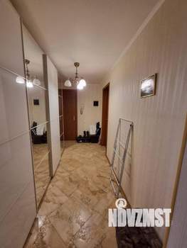2-к квартира, вторичка, 56м2, 1/9 этаж