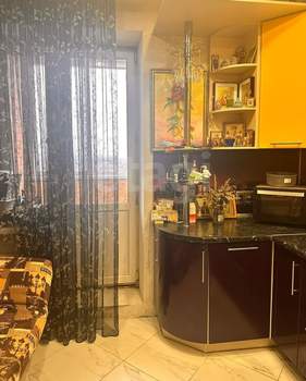 2-к квартира, вторичка, 63м2, 12/16 этаж