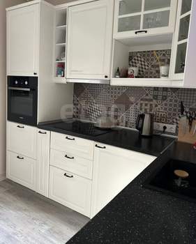 3-к квартира, вторичка, 70м2, 3/18 этаж
