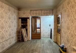 2-к квартира, вторичка, 52м2, 1/3 этаж