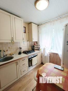 2-к квартира, вторичка, 46м2, 3/5 этаж