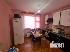 3-к квартира, вторичка, 75м2, 1/17 этаж