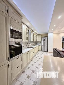 3-к квартира, вторичка, 111м2, 13/22 этаж