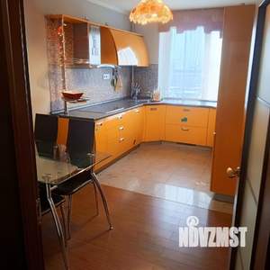 3-к квартира, вторичка, 81м2, 11/17 этаж